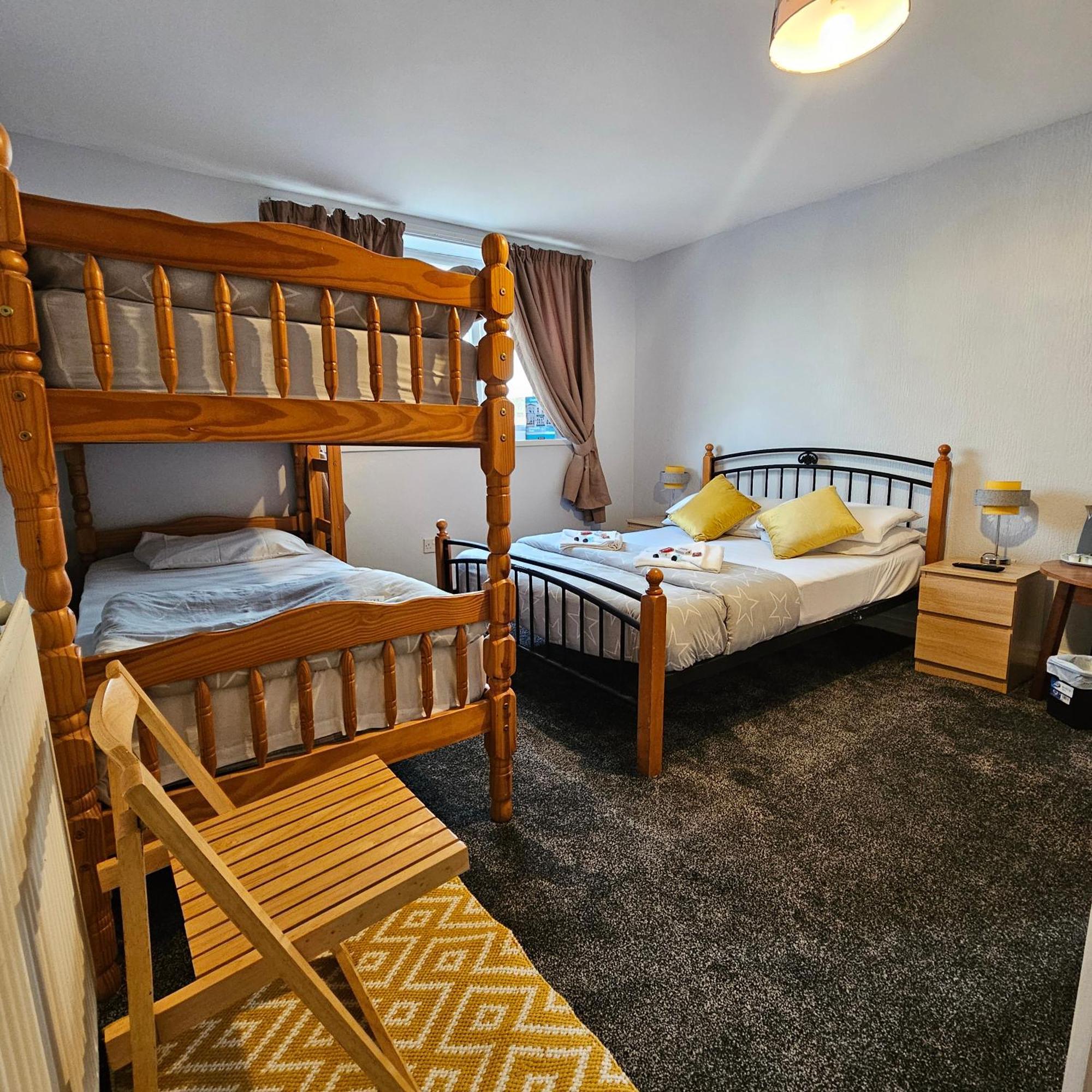 Denville Hotel Blackpool Bagian luar foto