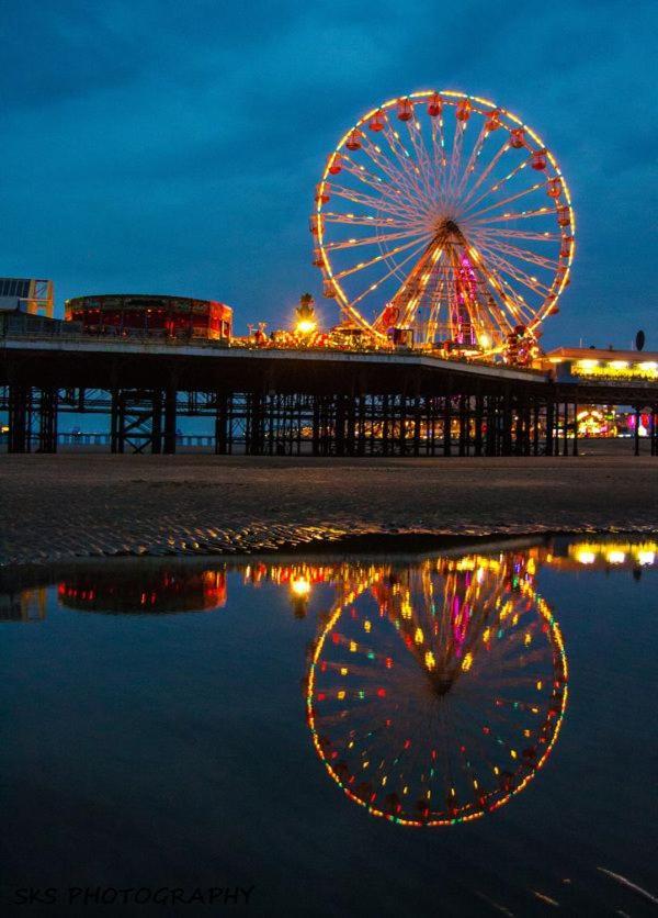 Denville Hotel Blackpool Bagian luar foto