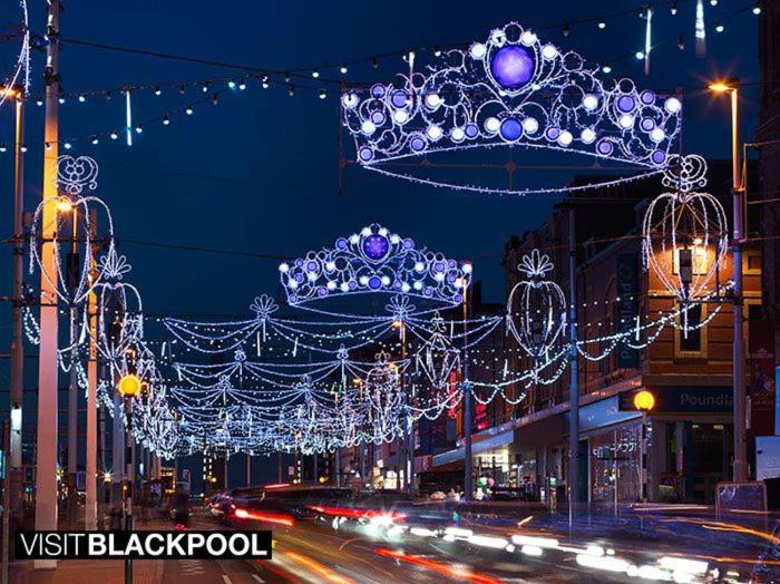 Denville Hotel Blackpool Bagian luar foto